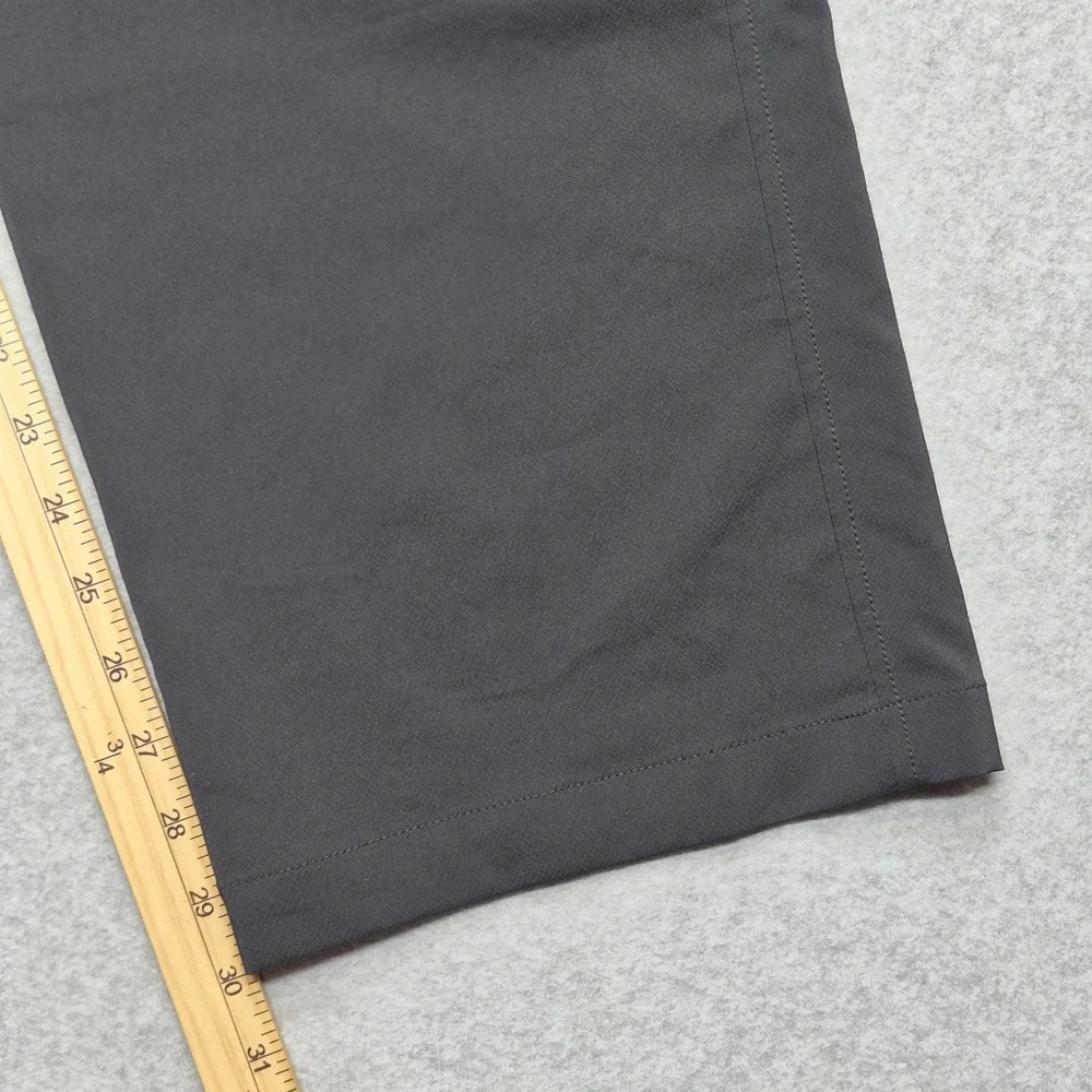 Under Armour Pants Mens Size 40 x 30 Black Loose Fit Golf Chino Outdoor Casual